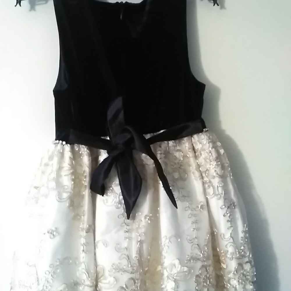 AMERICAN PRINCESS DRESS - Picture 5 of 7